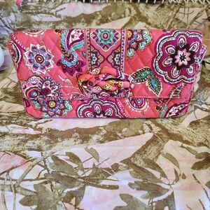 Vera Bradley Vintage Knot Just A Clutch Floral Pink Quilted Purse